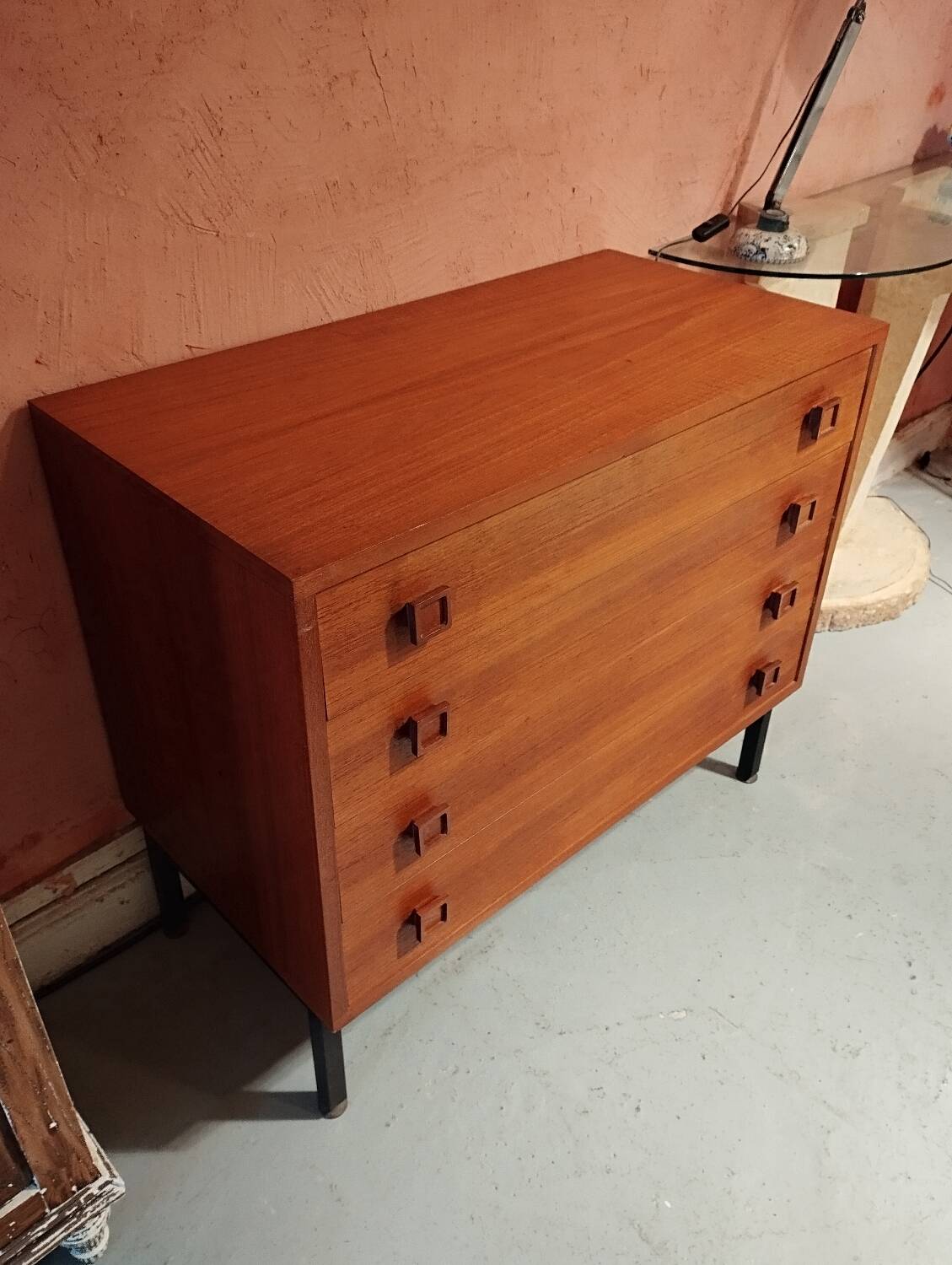 Commode scandinave
