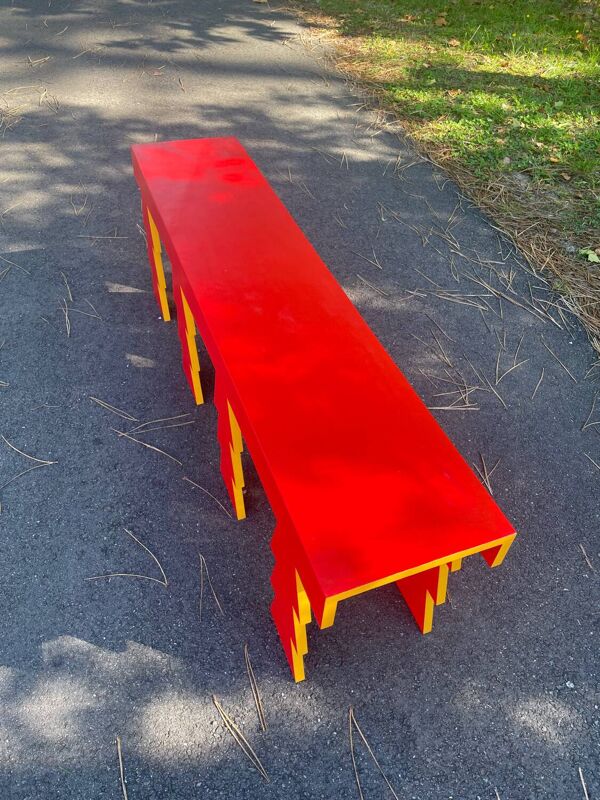 Banc en bois artisanal