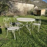 Vintage wrought iron garden furniture – Table + 3 chairs