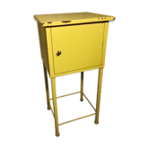 Industrial metal workshop furniture a yellow door
