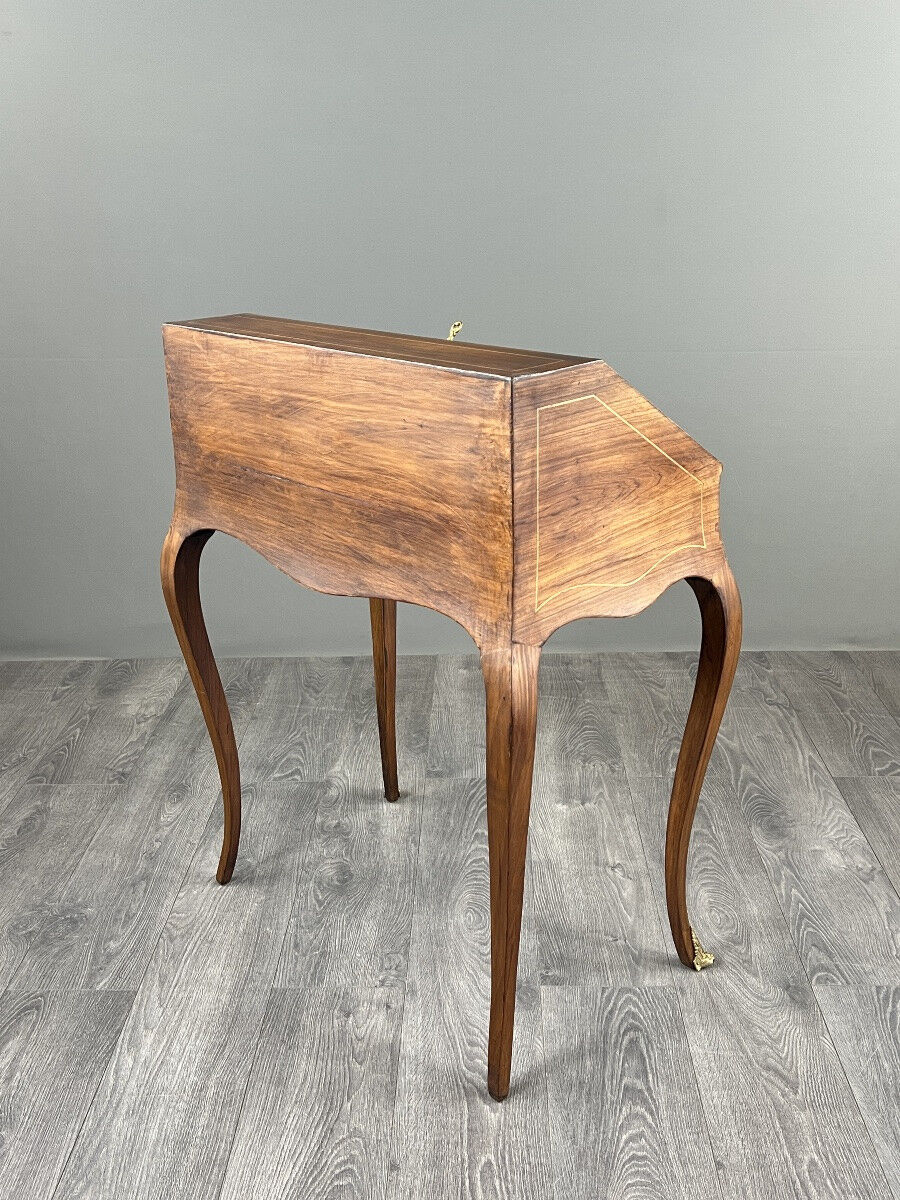 Secretary with a drop-down front in marquetry, Louis XV style, 19th century.