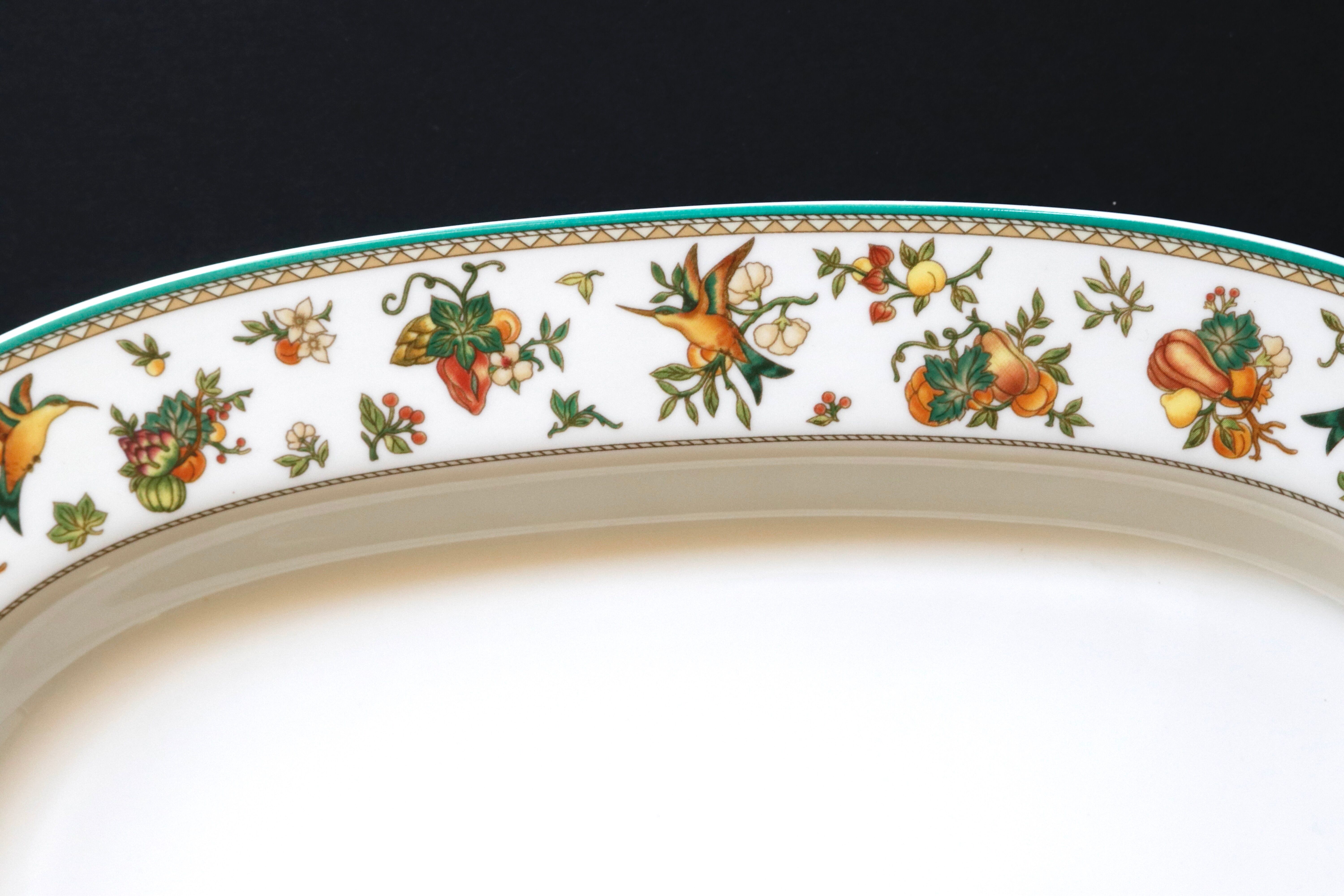 Villeroy & Boch porcelain serving oval dish. Heinrich Golden Birds