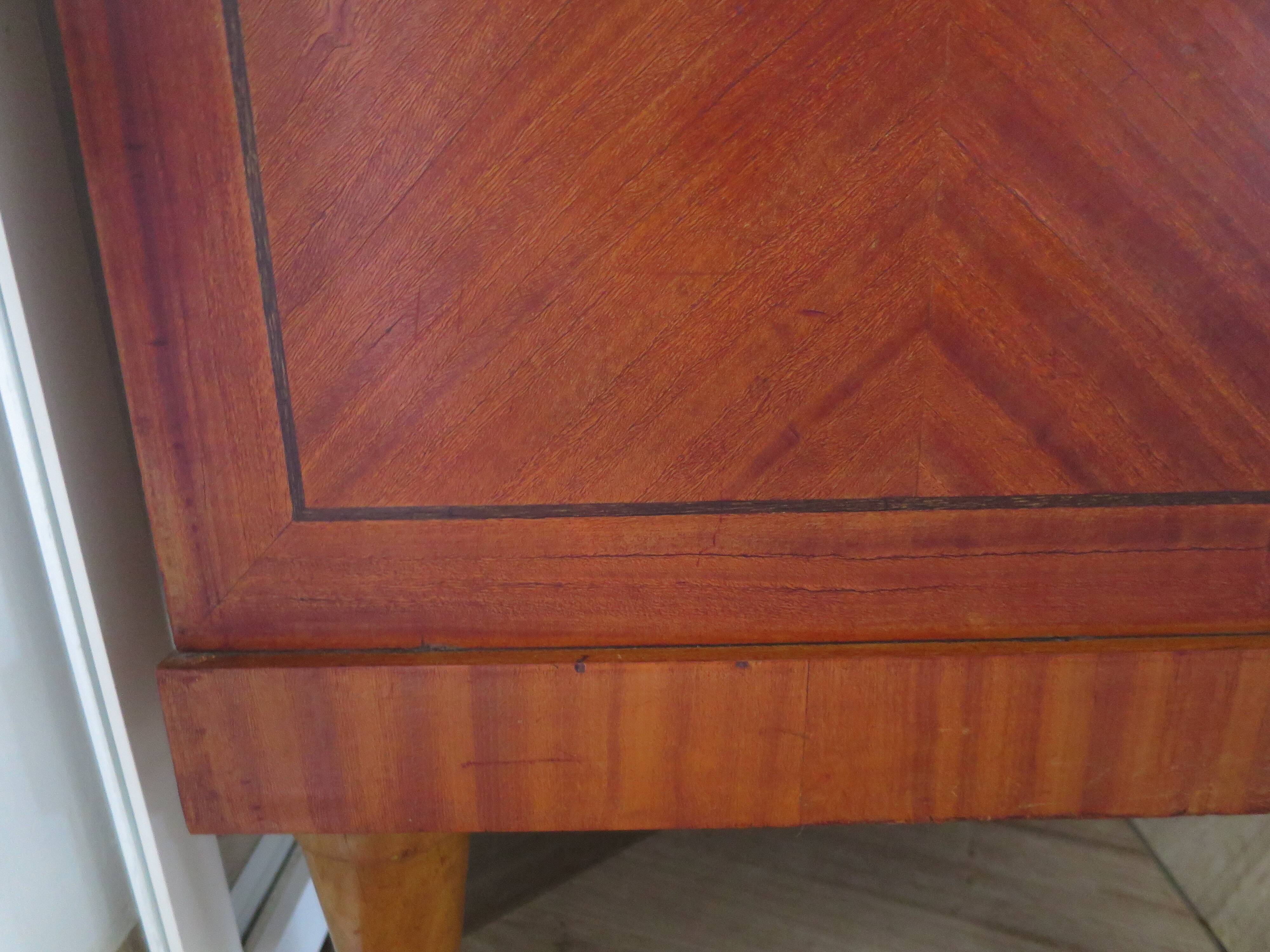 Louis XVI chest of drawers - Bronze - Butterfly wood veneer marquetry - 1930