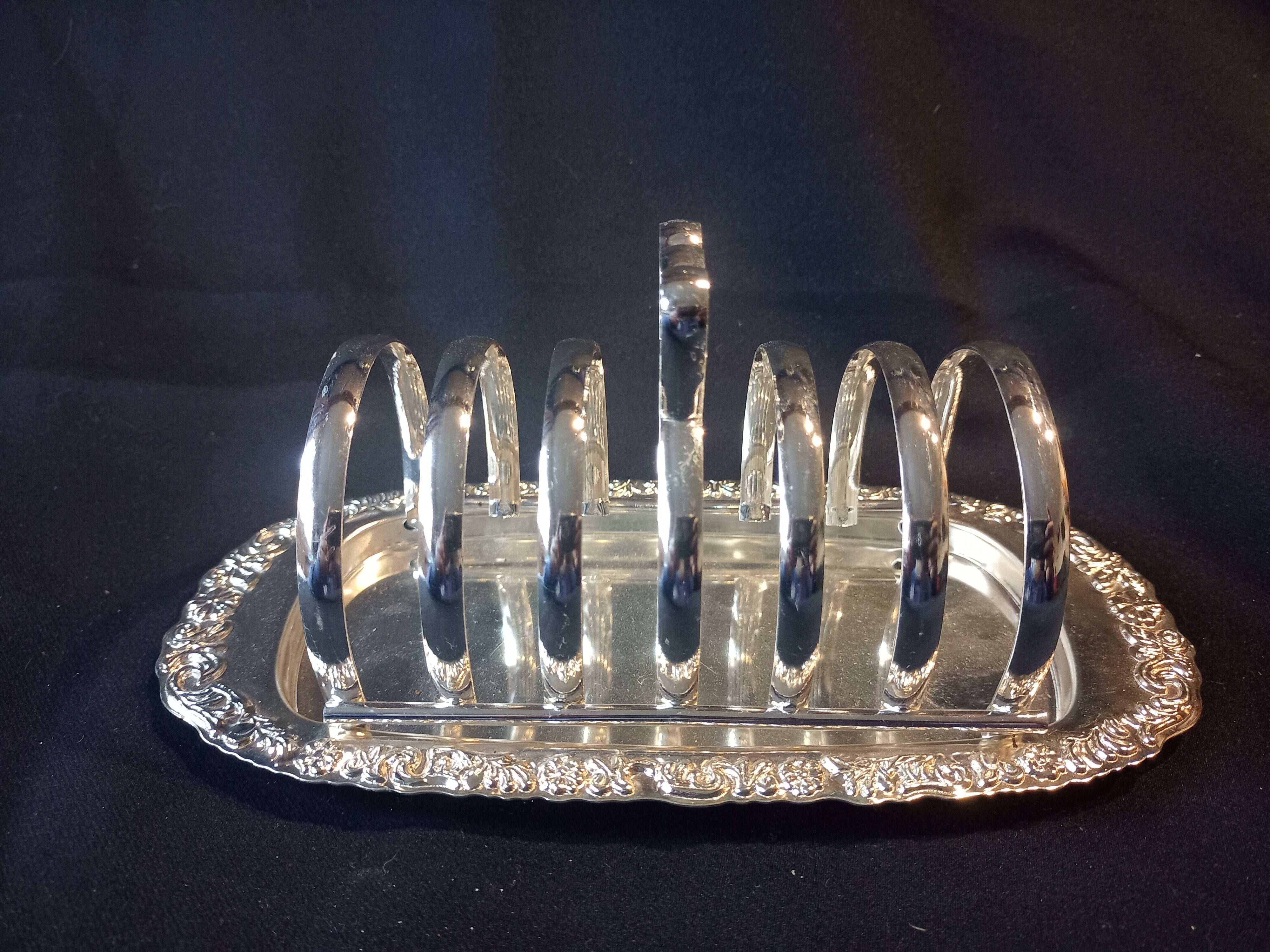 Silver metal toast holder