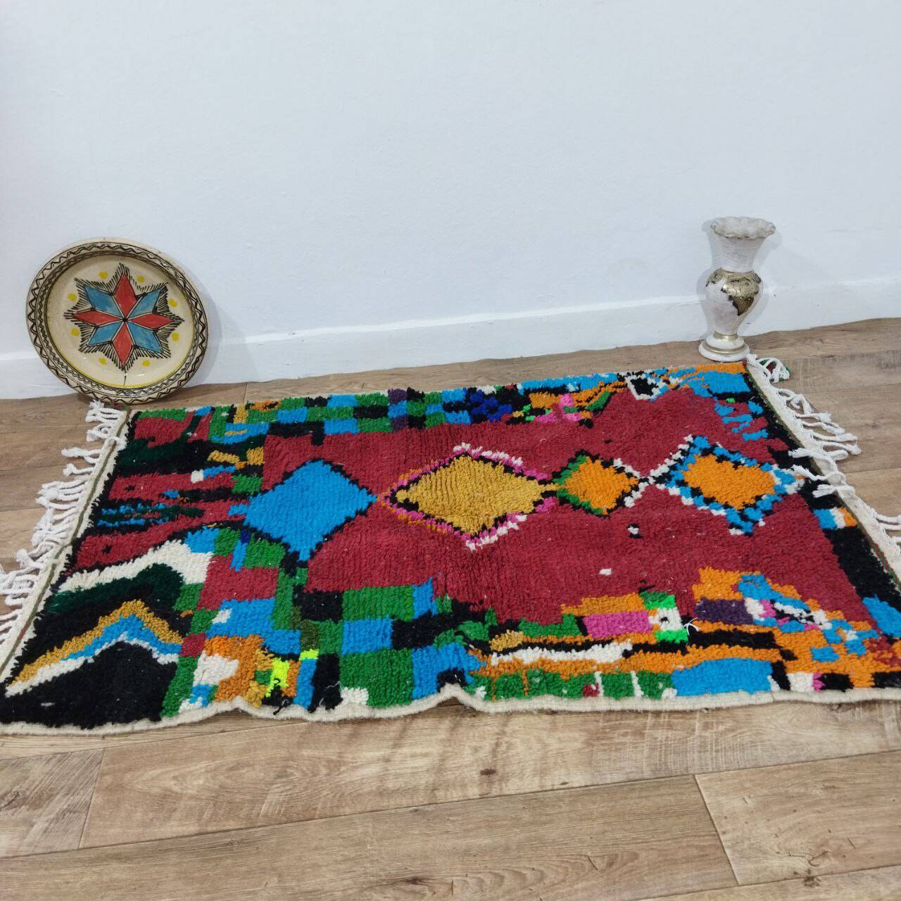 Handcrafted Moroccan Berber Rug 155 X 105 CM