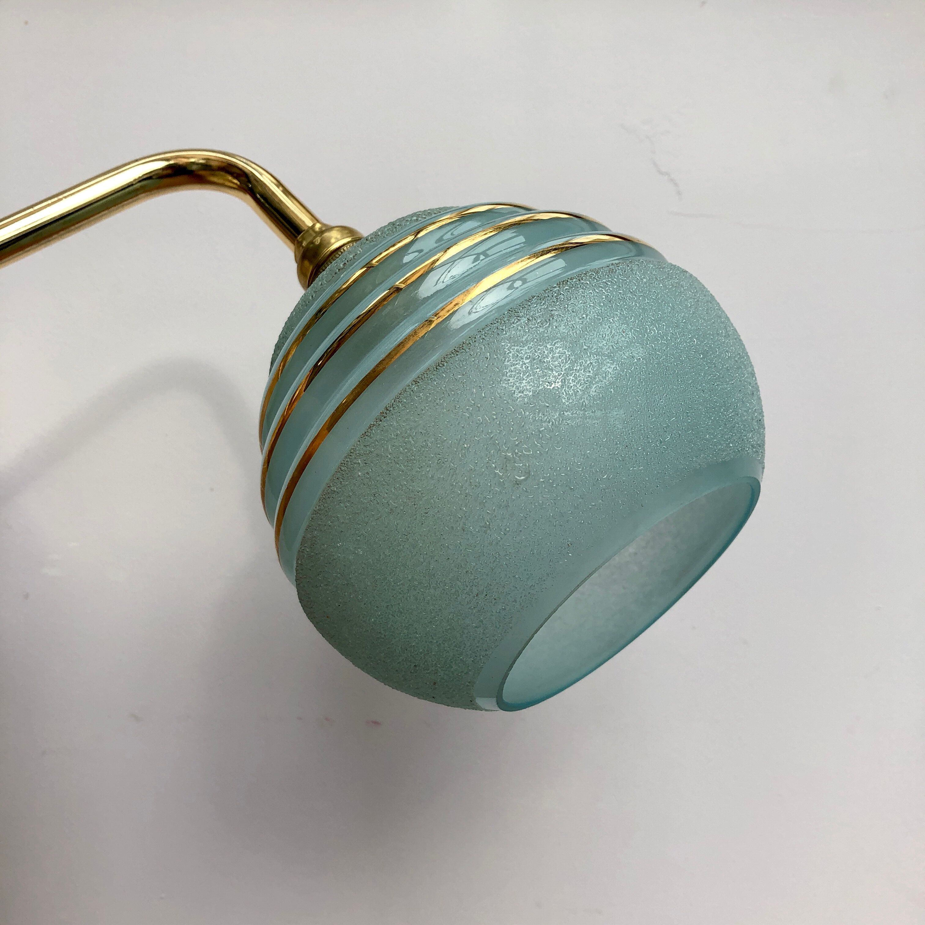 Sconce vintage globe in shortbread glass