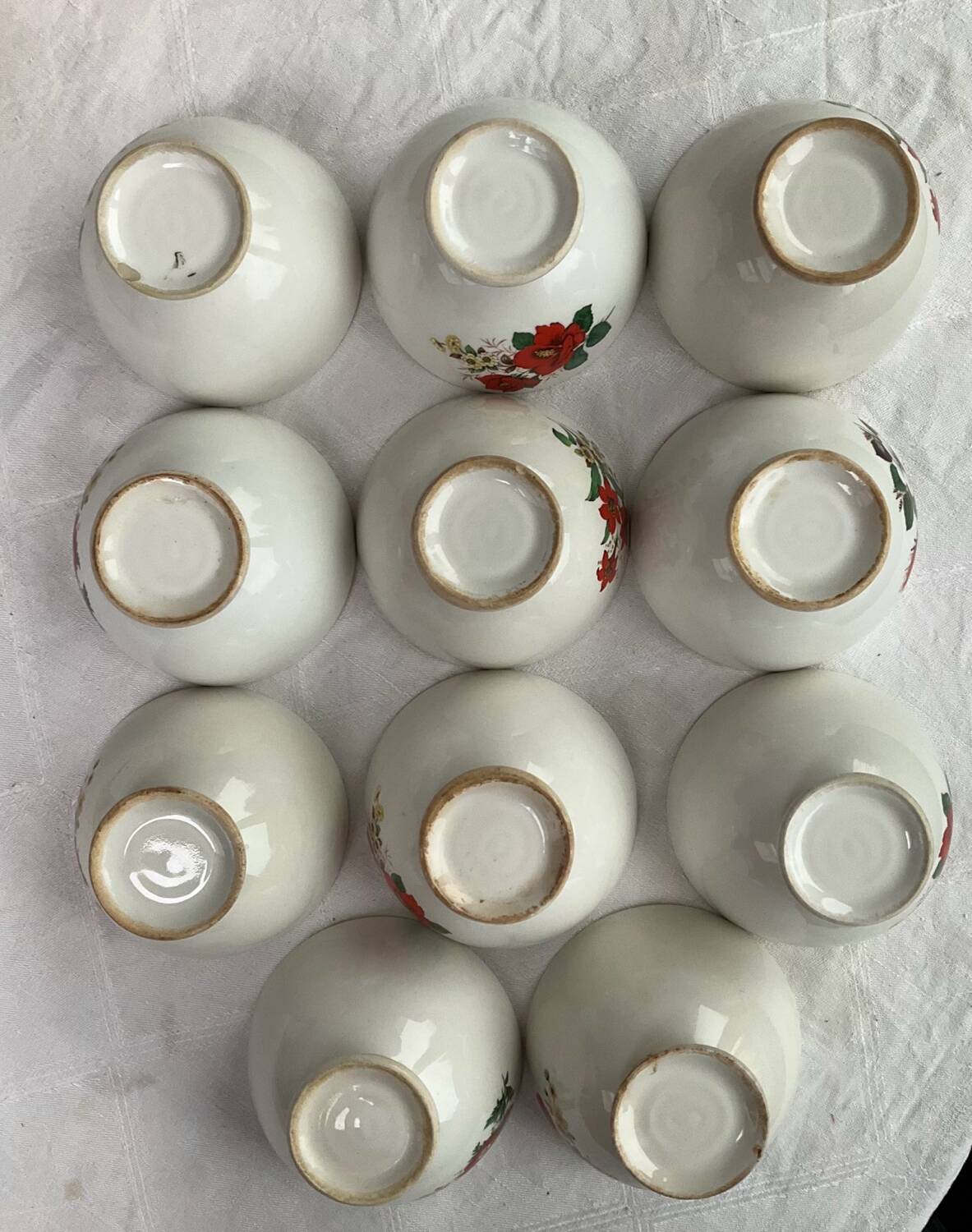 11 small Boch bowls (Belgium)