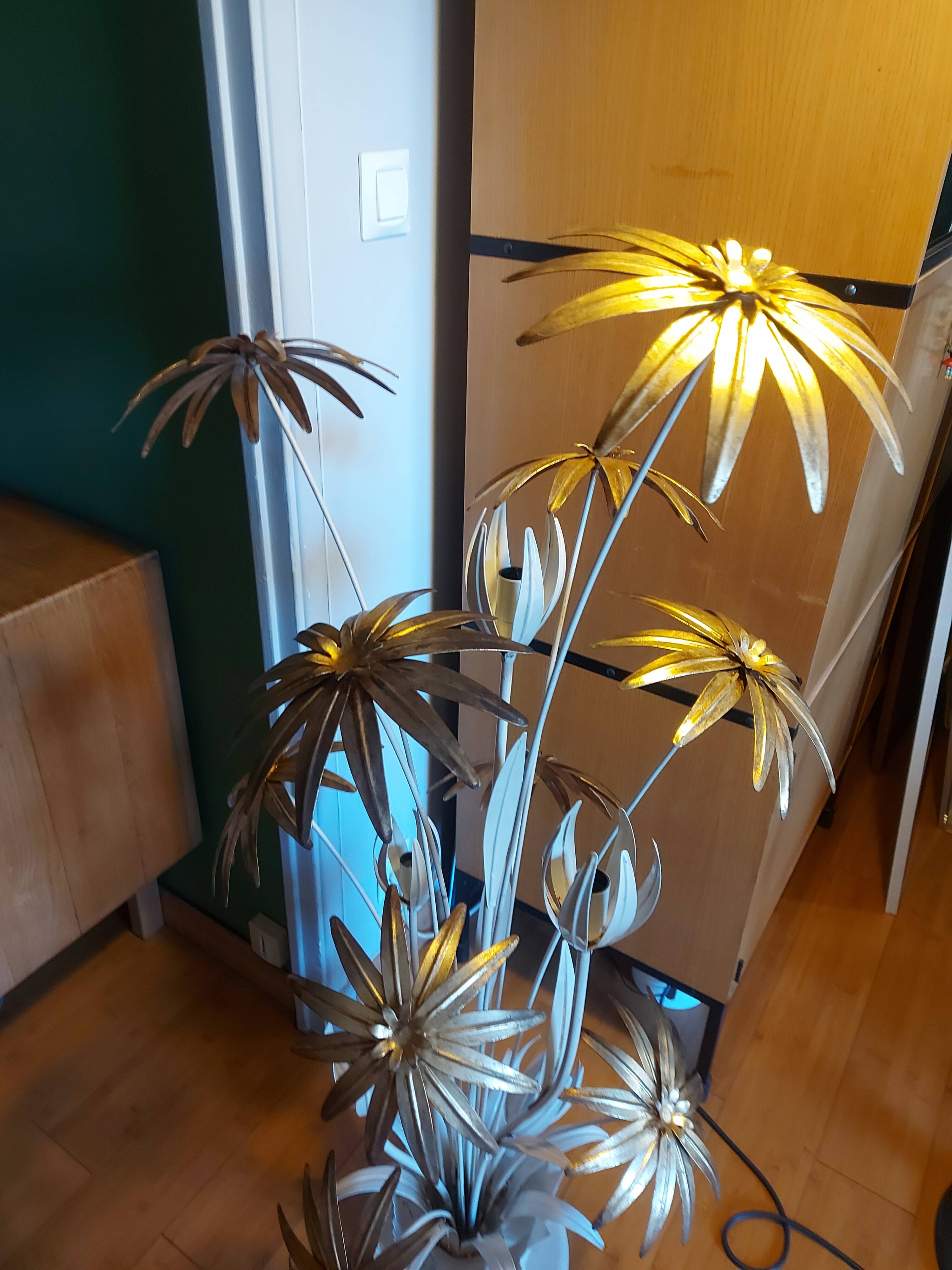 Flower floor lamp design 70'S , Hans Kögl