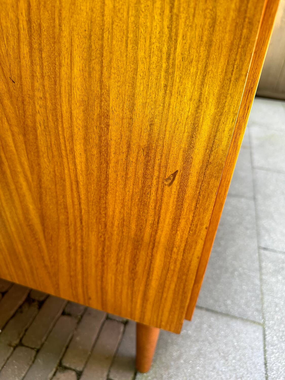 Louis van Teeffelen desk