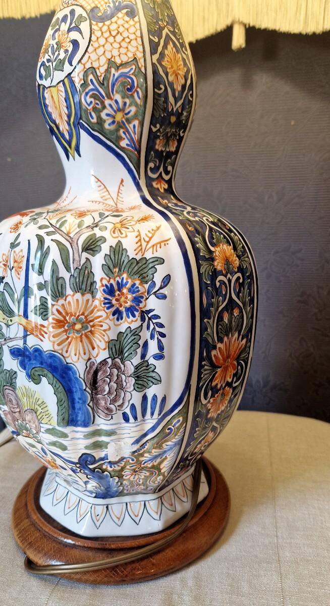 20th-century ceramic lamp