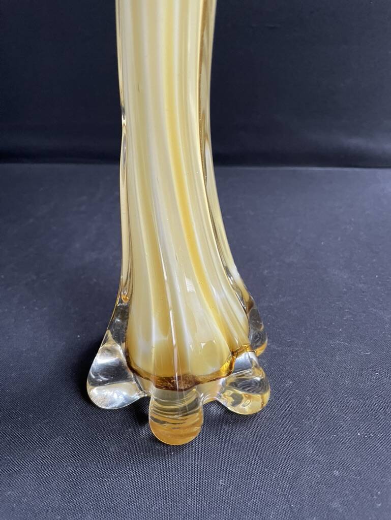 Italian art glassware - Large “Sommerso” soliflore vase from Murano