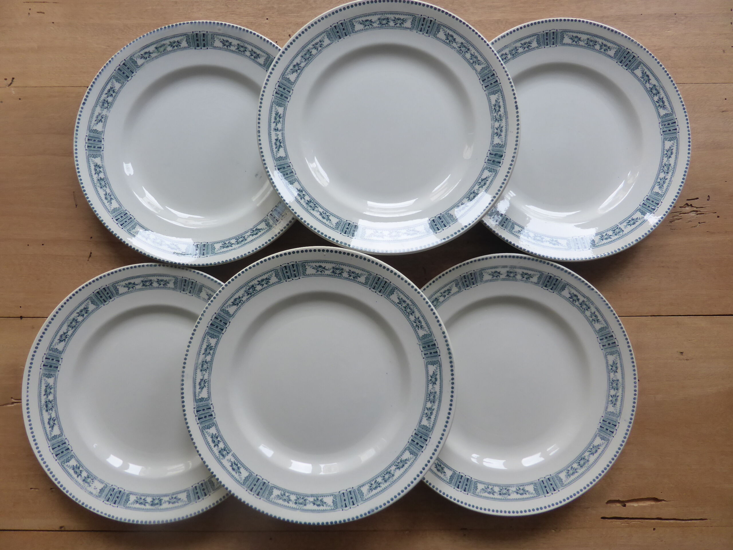 6 flat plates in iron earth Moulin des Loups model Pasteur