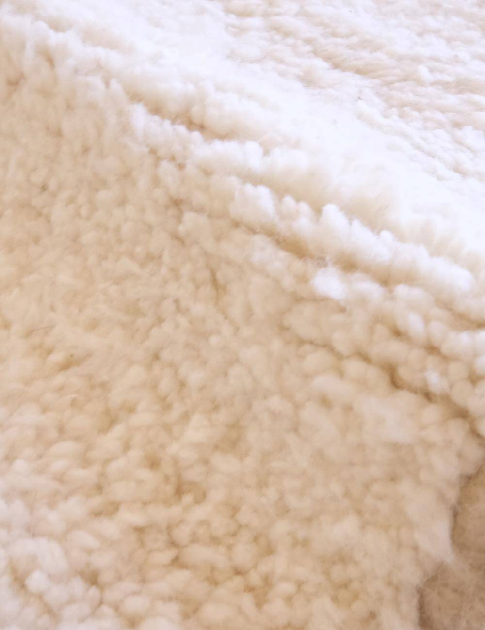 Modern Berber Rug - 235 x 175 cm