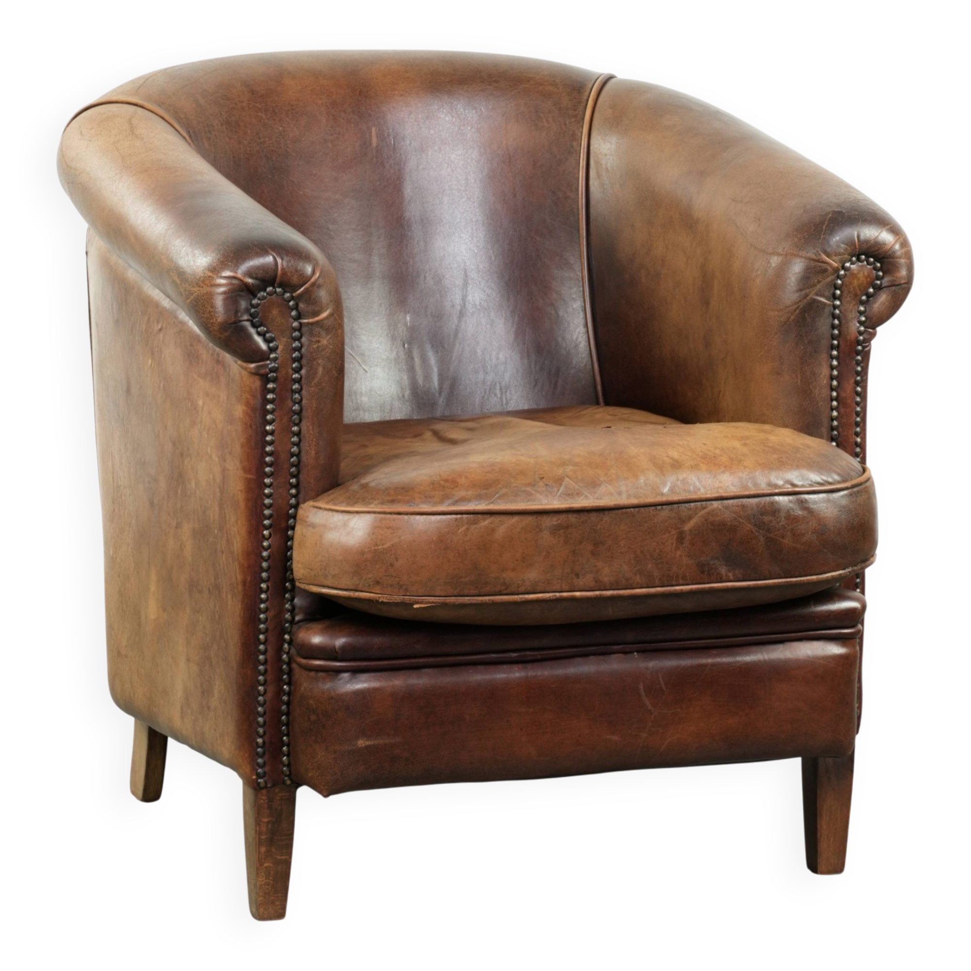 Fauteuil club en cuir de mouton vintage