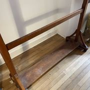 Porte-manteau en bois exotique vintage