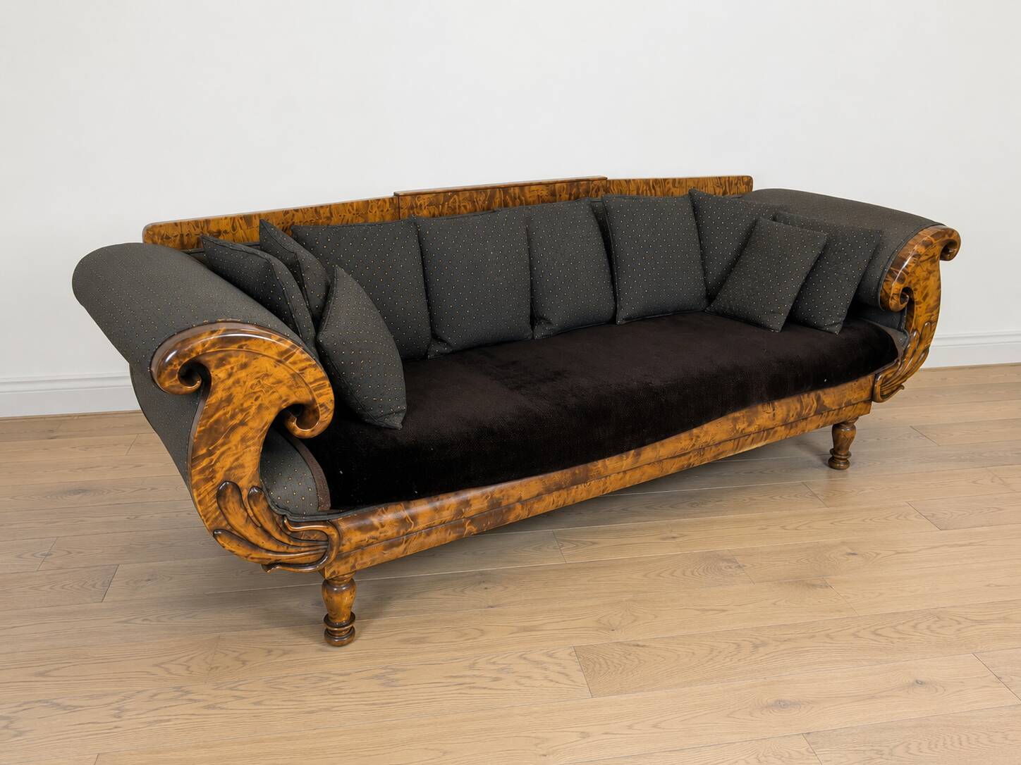 Large Biedermeier sofa for 3/4 people in striped Norwegian wood – 19th century