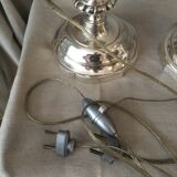 Paire de lampes en bronze argente de style Louis XV abat-jour contemporain