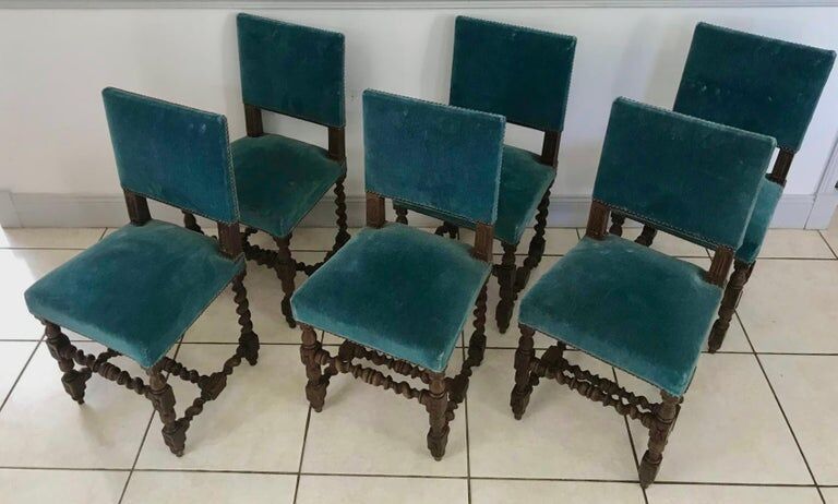 Set of 6 blue velvet chairs in Louis XIII 19th century style