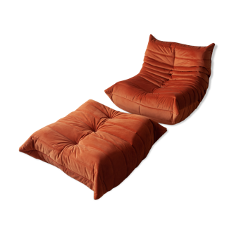 Togo armchair and footstool model designed by Michel Ducaroy 1973