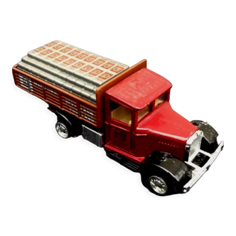 Miniature car truck mark cement scale: 1/43rd