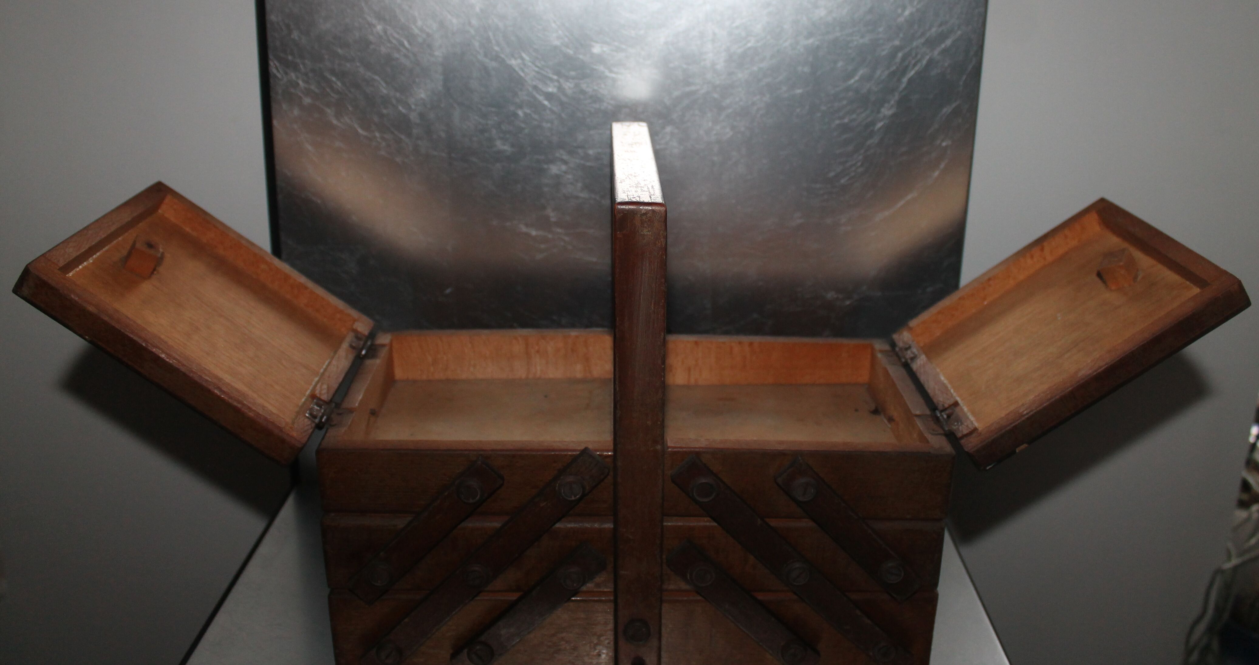 Wooden sewing box from the 60s and 70s