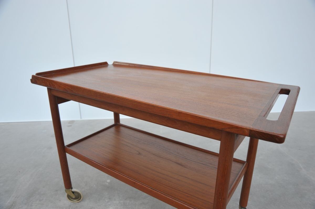 Danish teak serving trolley in the style of Arne Vodder, 1960s