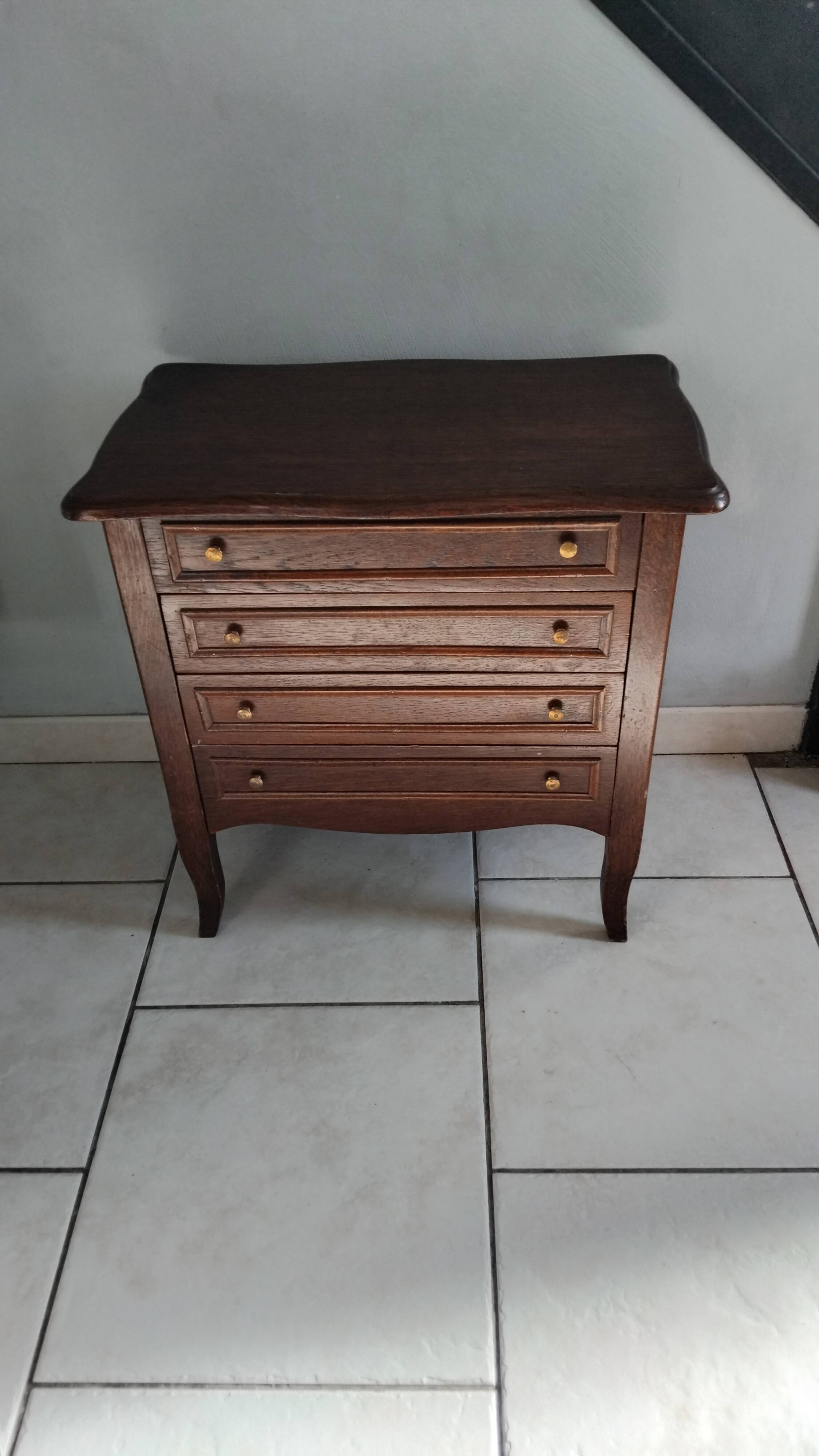 Vintage solid oak low cabinet dresser
