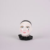 Pierrot string dispenser