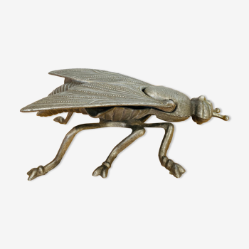 Cendrier mouche