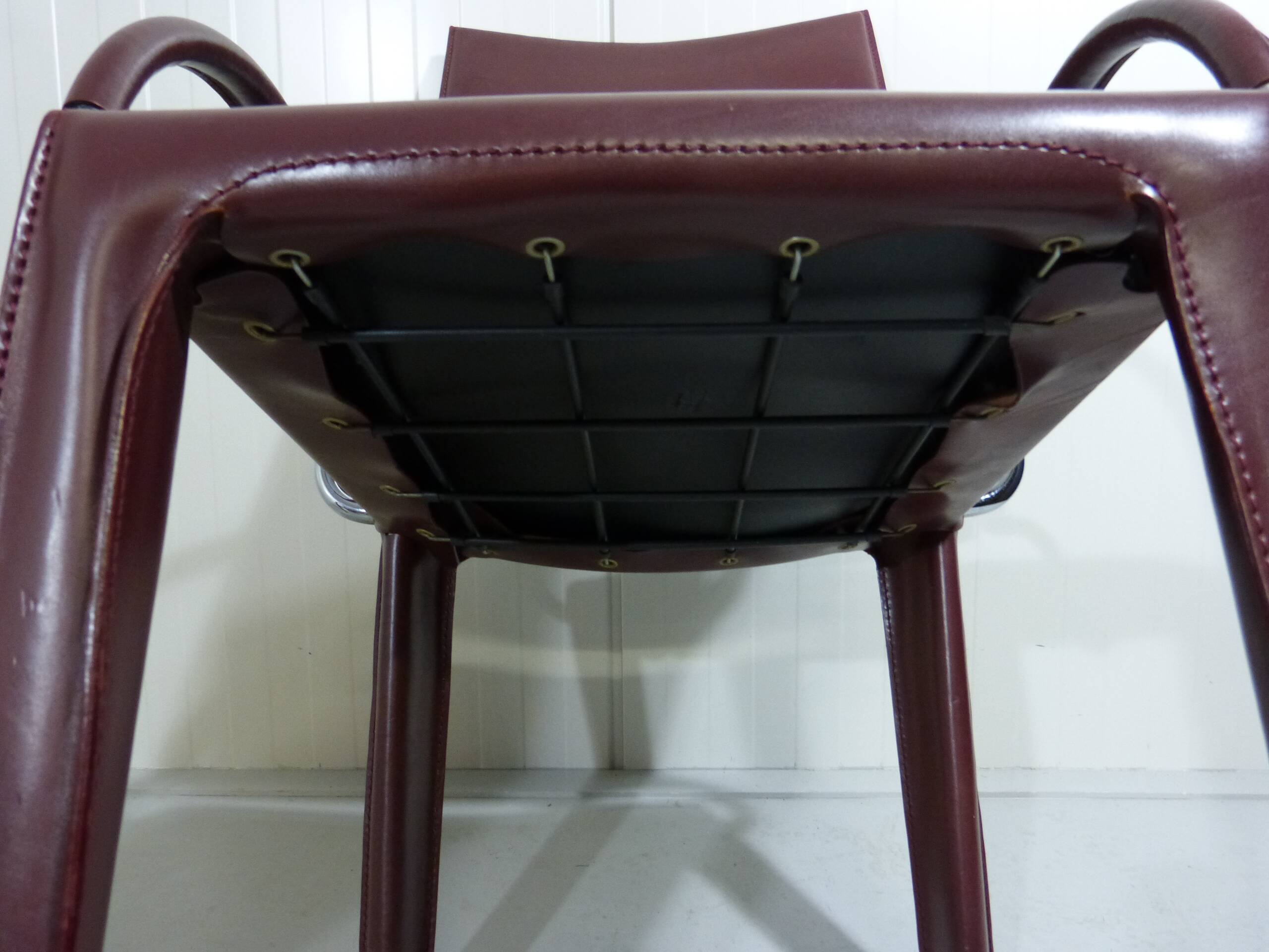 Chaises Arcadia en cuir Arper Italie années 1980, set de 4