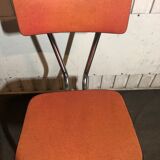 Set of 2 formica coral speckled chairs