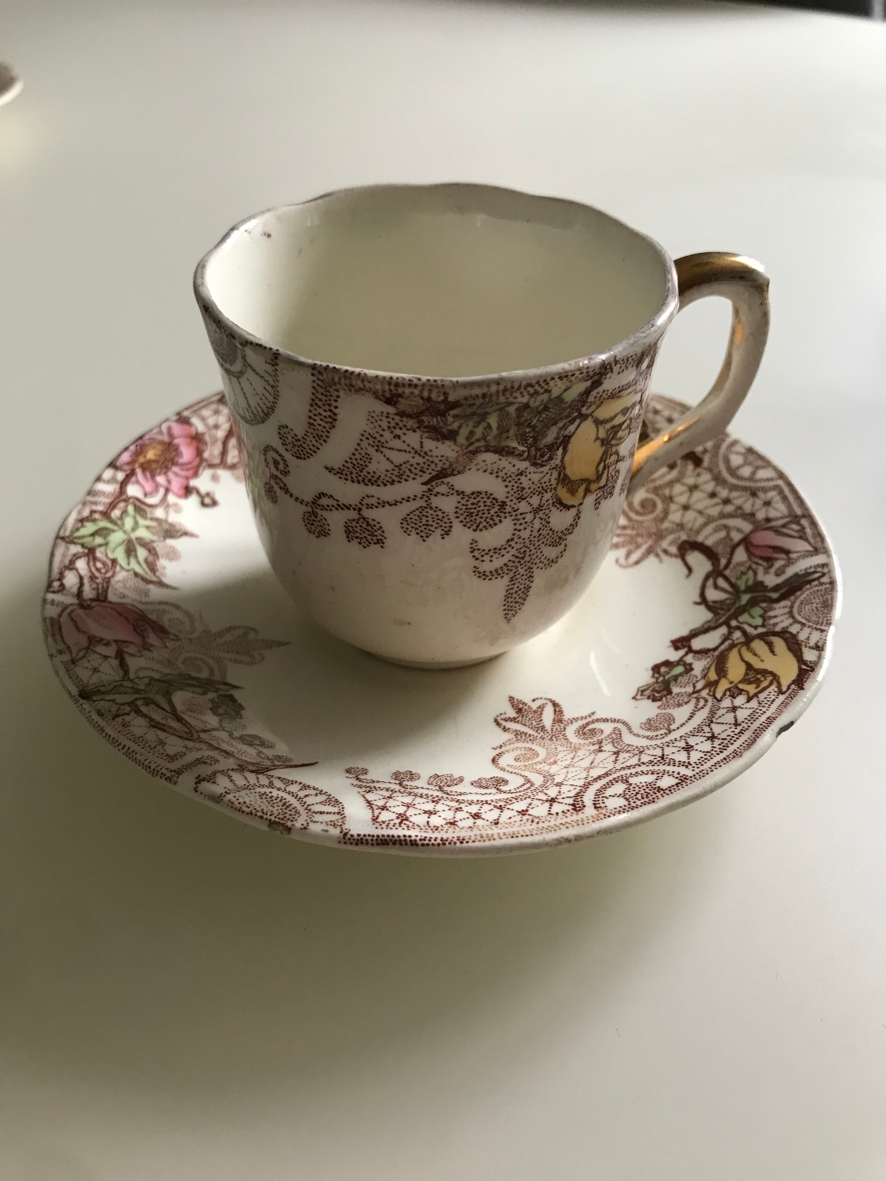 5 Guipure Luneville coffee cups with saucers