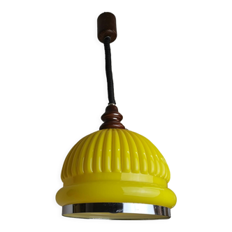 Lampe suspendue en verre nervuré jaune des années 1970