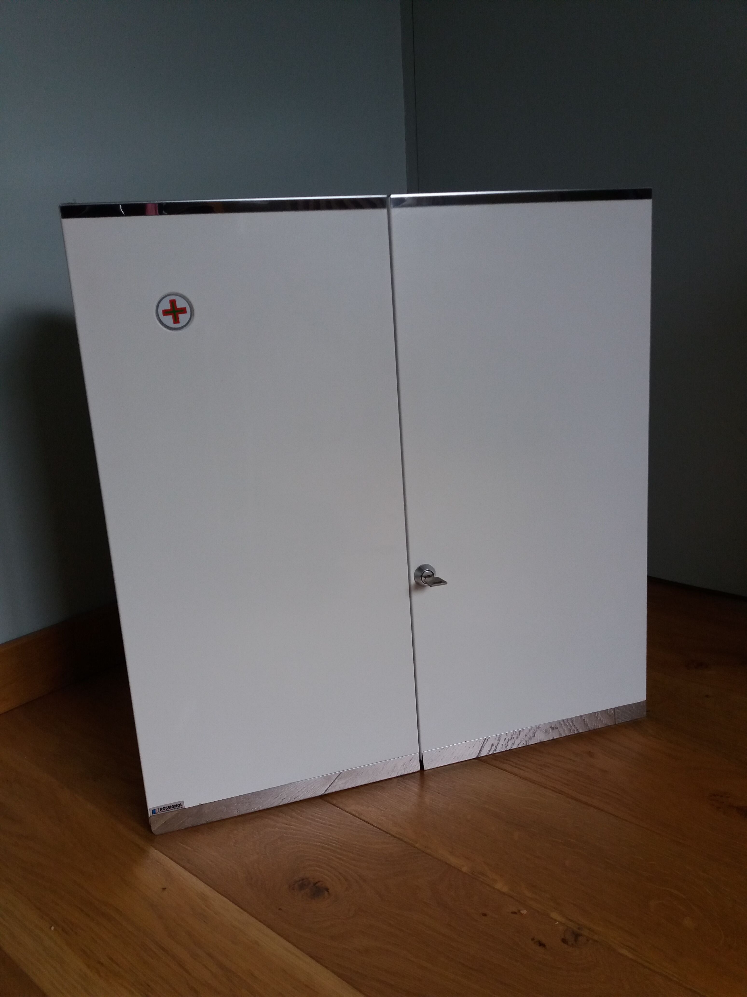 Rossignol medicine cabinet in lacquered metal
