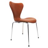 Un ensemble de 4 chaises Seven - Modèle 3107 - Cuir classique cognac - Arne Jacobsen - Fritz Hansen