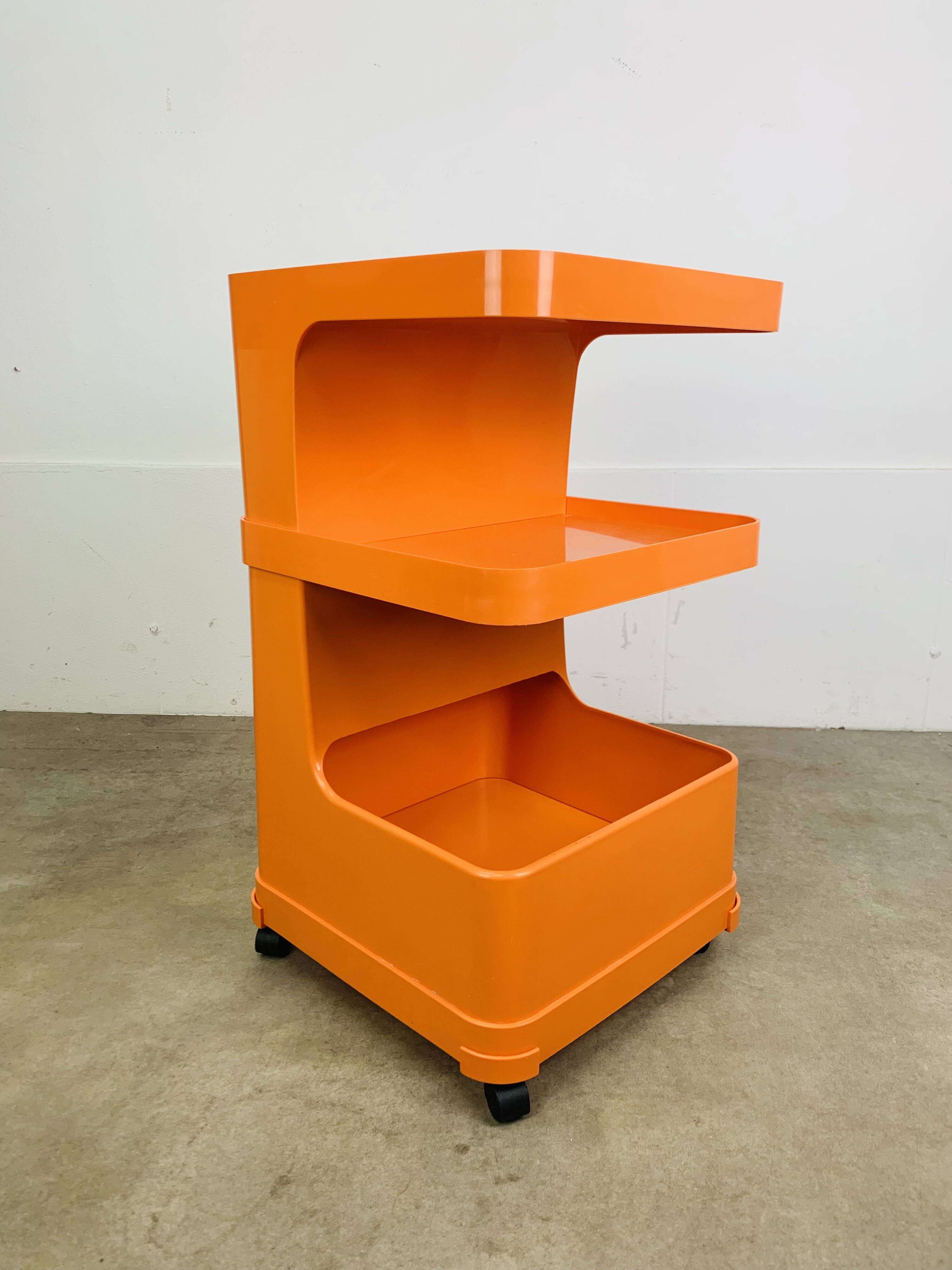 Flair dessert for Prisunic in orange plastic, seventies.