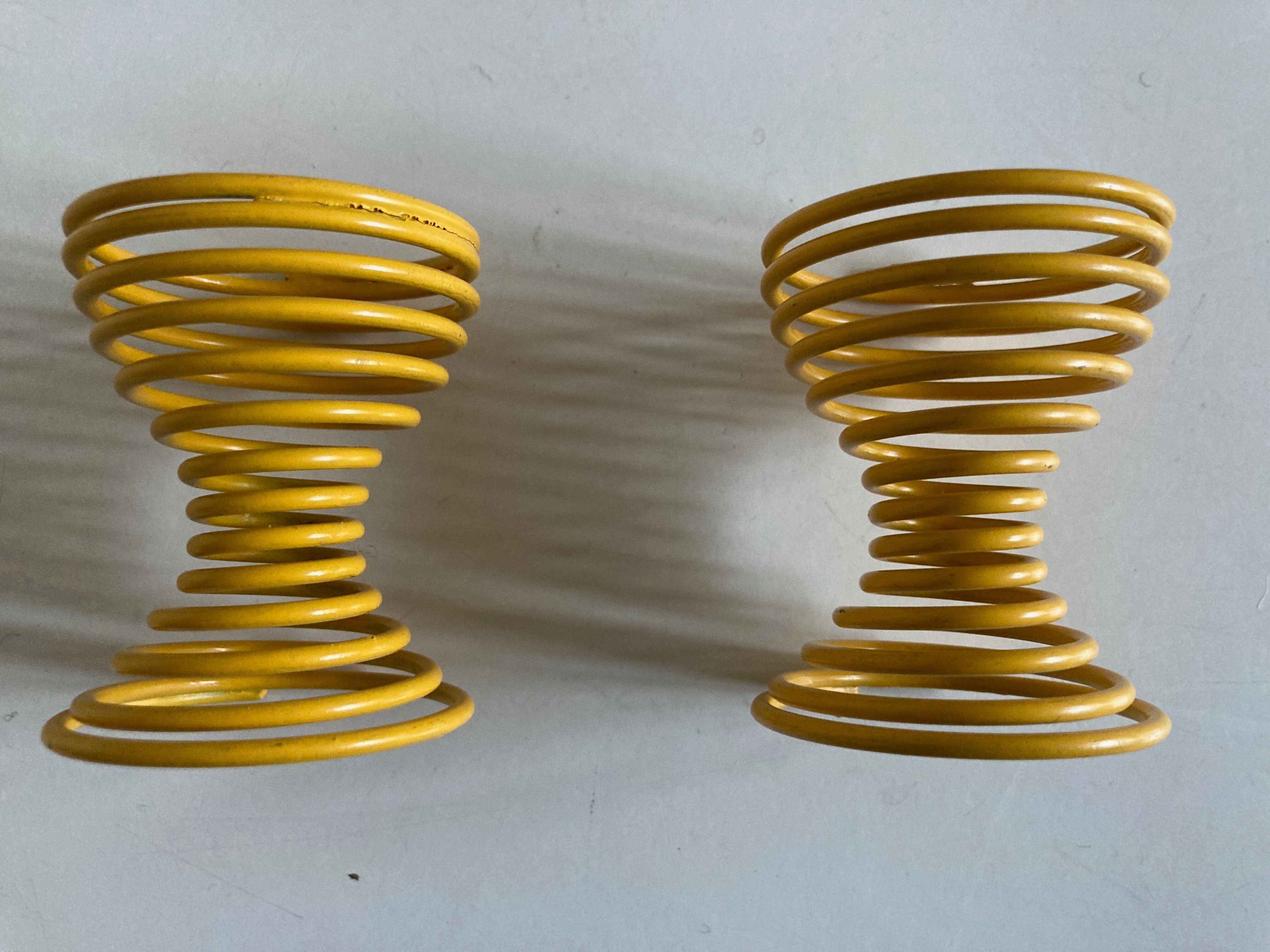 Cockroaches spring 1980 yellow laqué