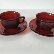 Set of cups and saucers Arcoroc Sierra ruby – 1970s