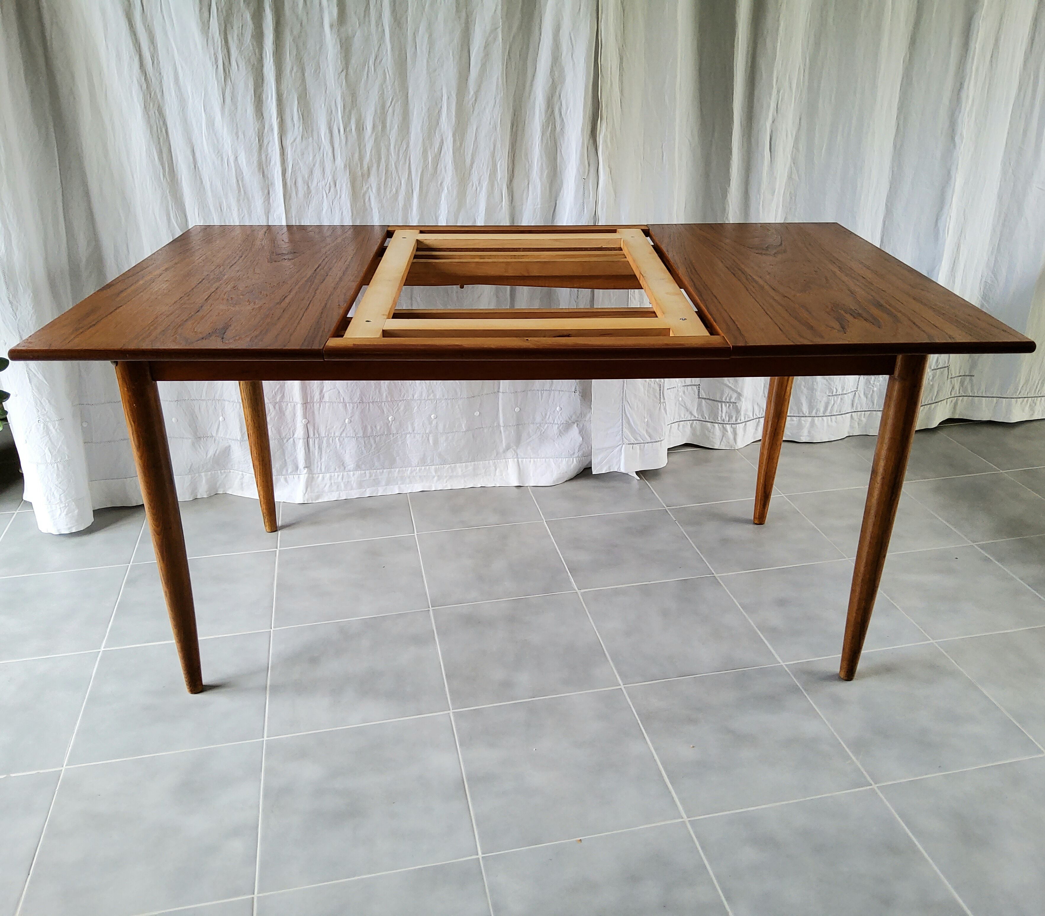 Dining table 60s