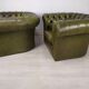 Paire de fauteuils Chesterfield cuir vert