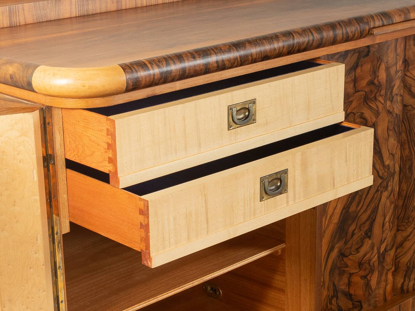 Wonderful Art Deco sideboard from the 1920s