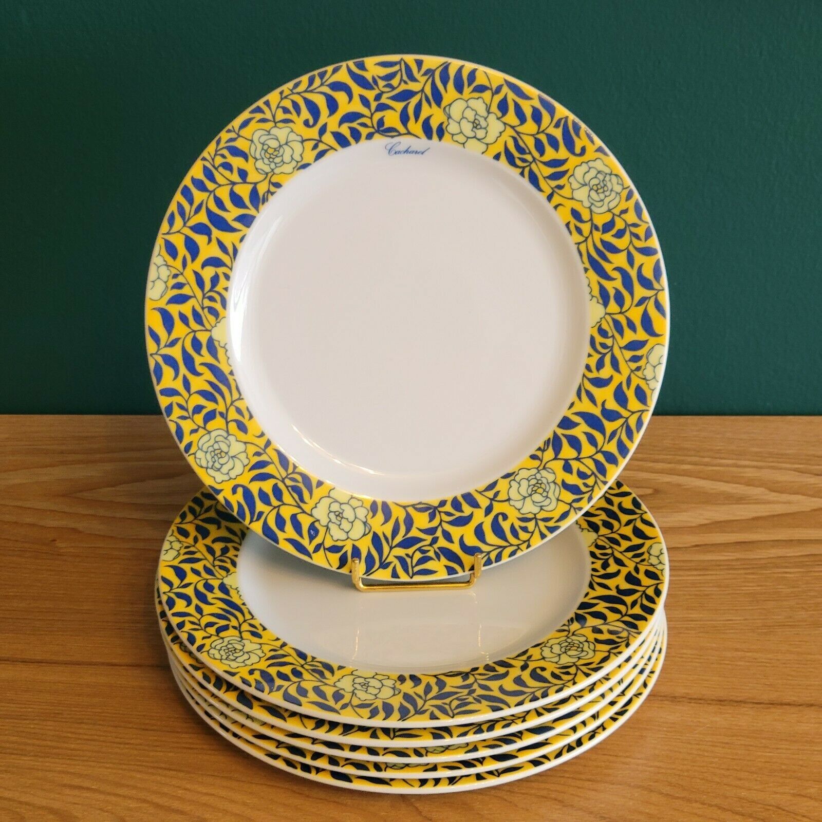 6 flat plates Cacharel floral decoration yellow and blue