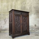 Neo-Gothic Buffet