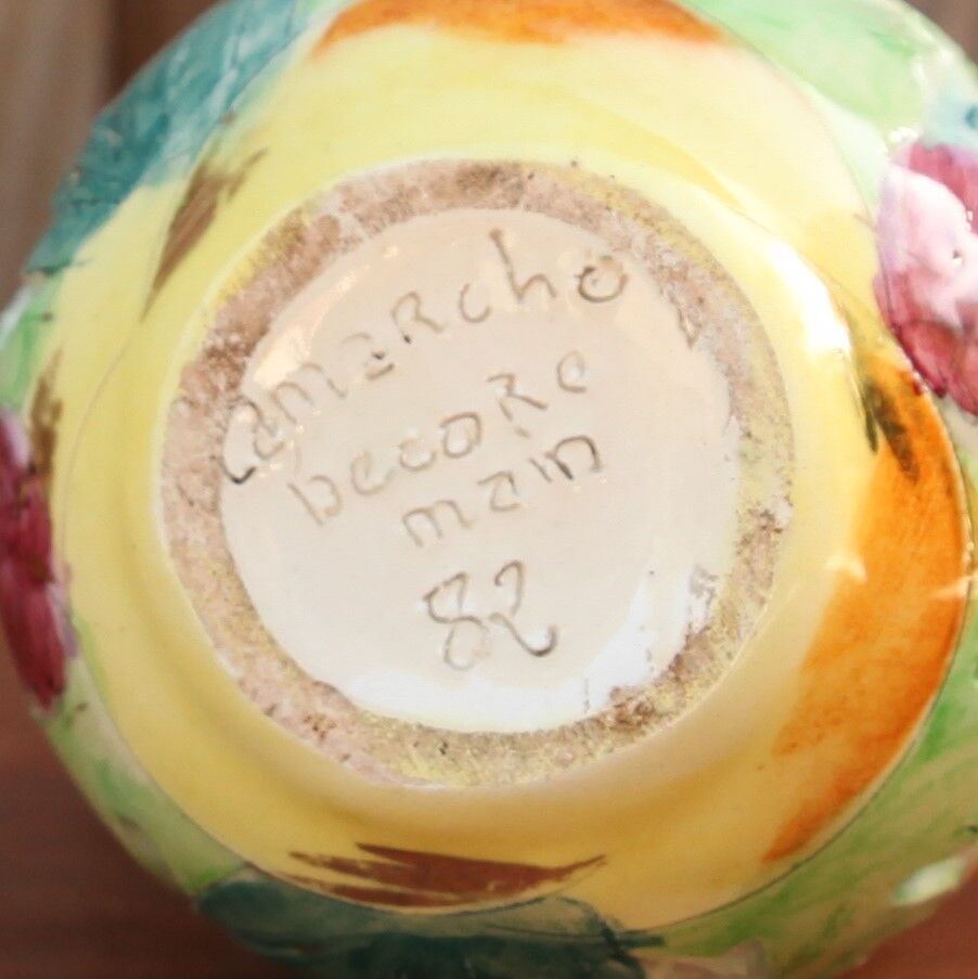 Ceramic vase decorated with fish