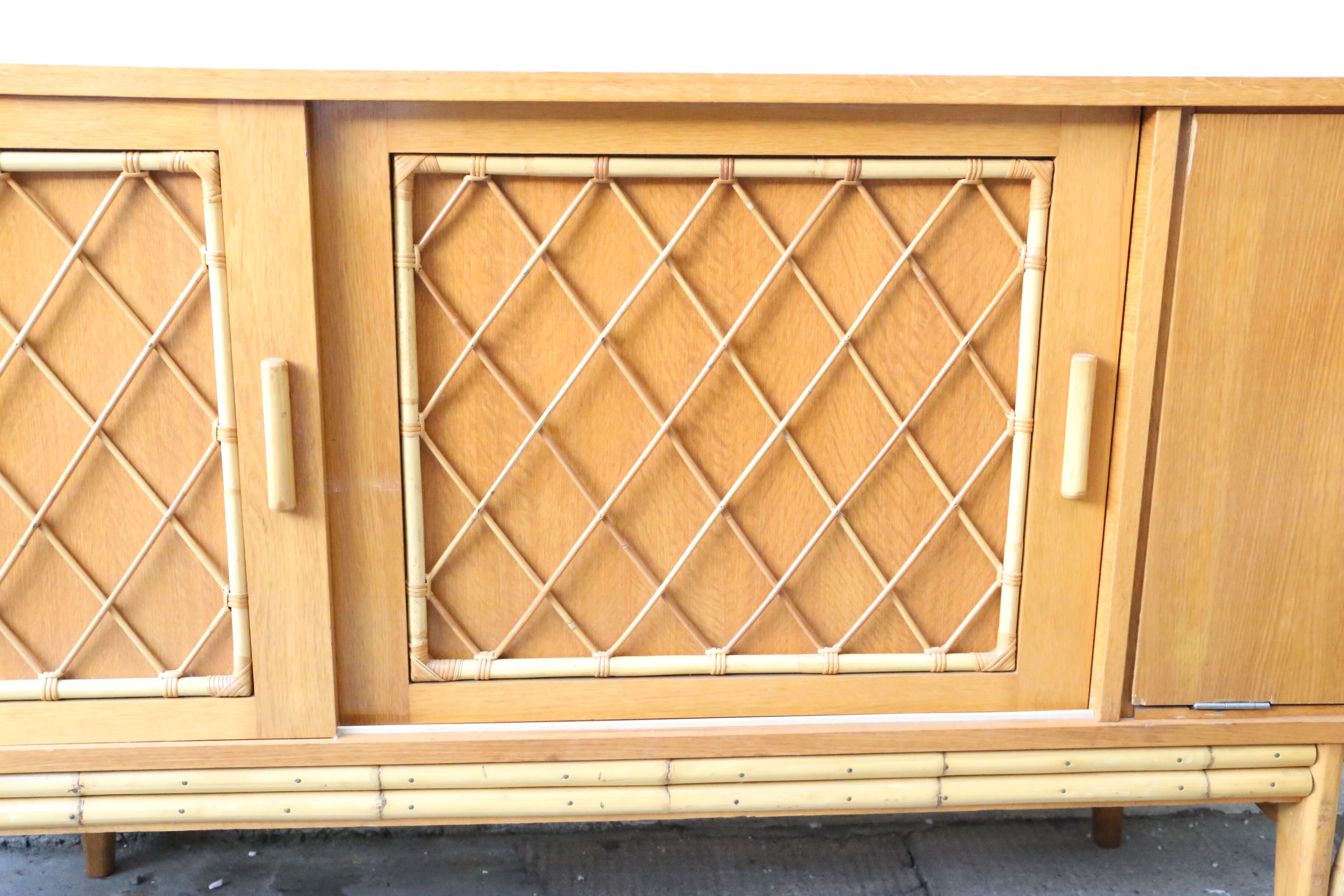 Beautiful pine and rattan sideboard from the 1960s