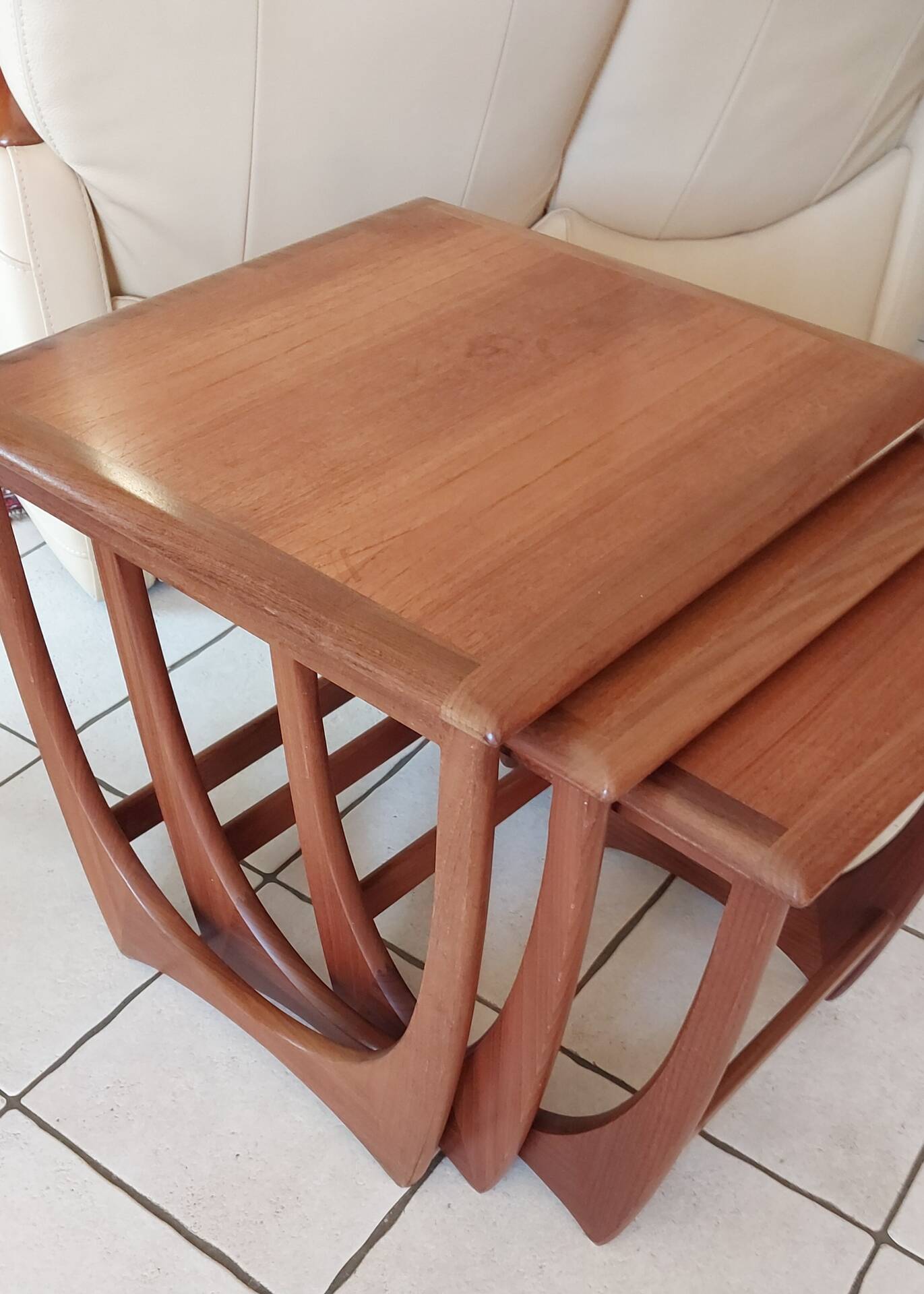 3 Tables gigogne G Plan vintage 1960 /70 Wilkins