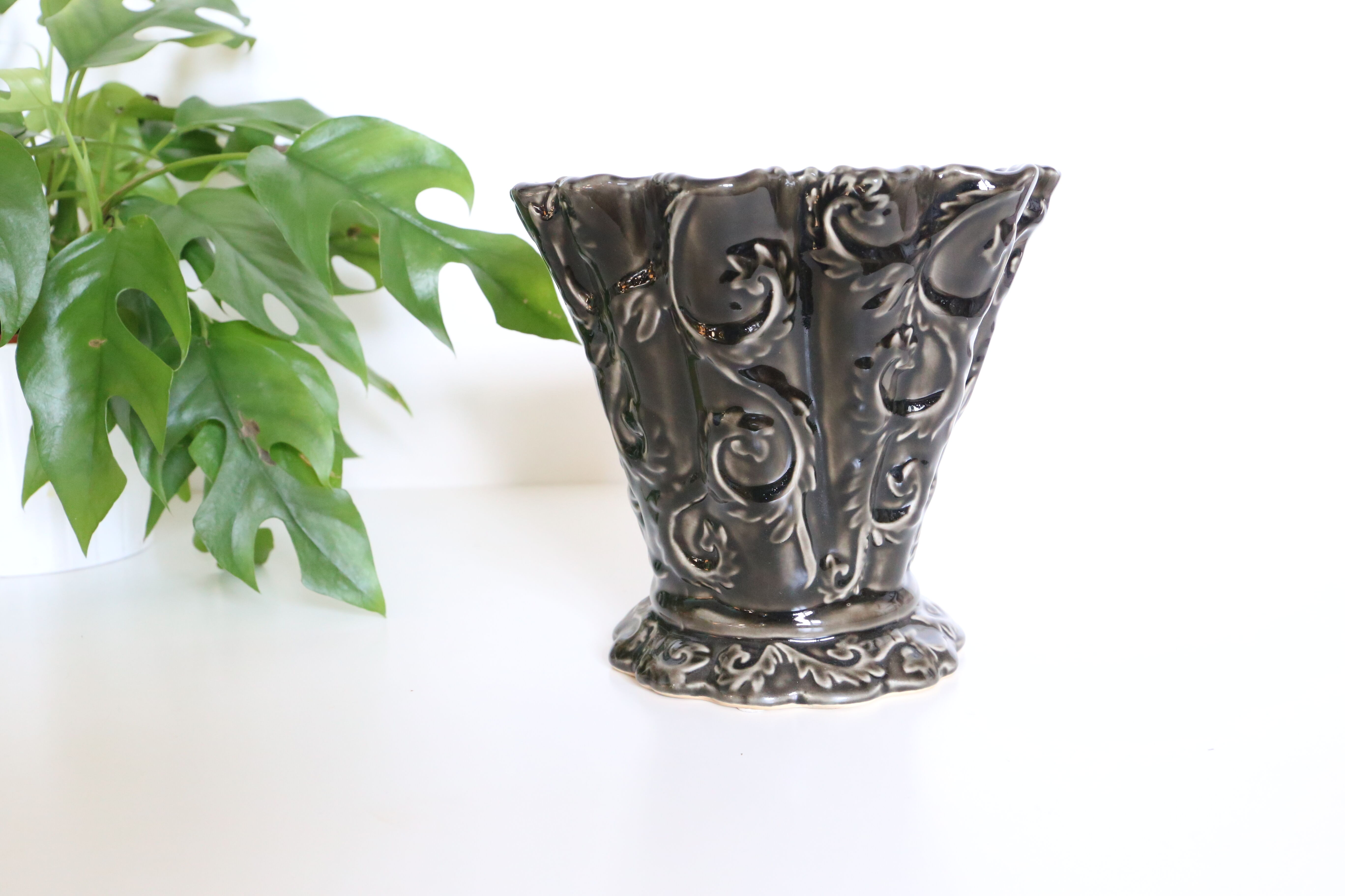 Antique ceramic pot cover, vintage