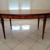 Oval table, varnish Louis XV style
