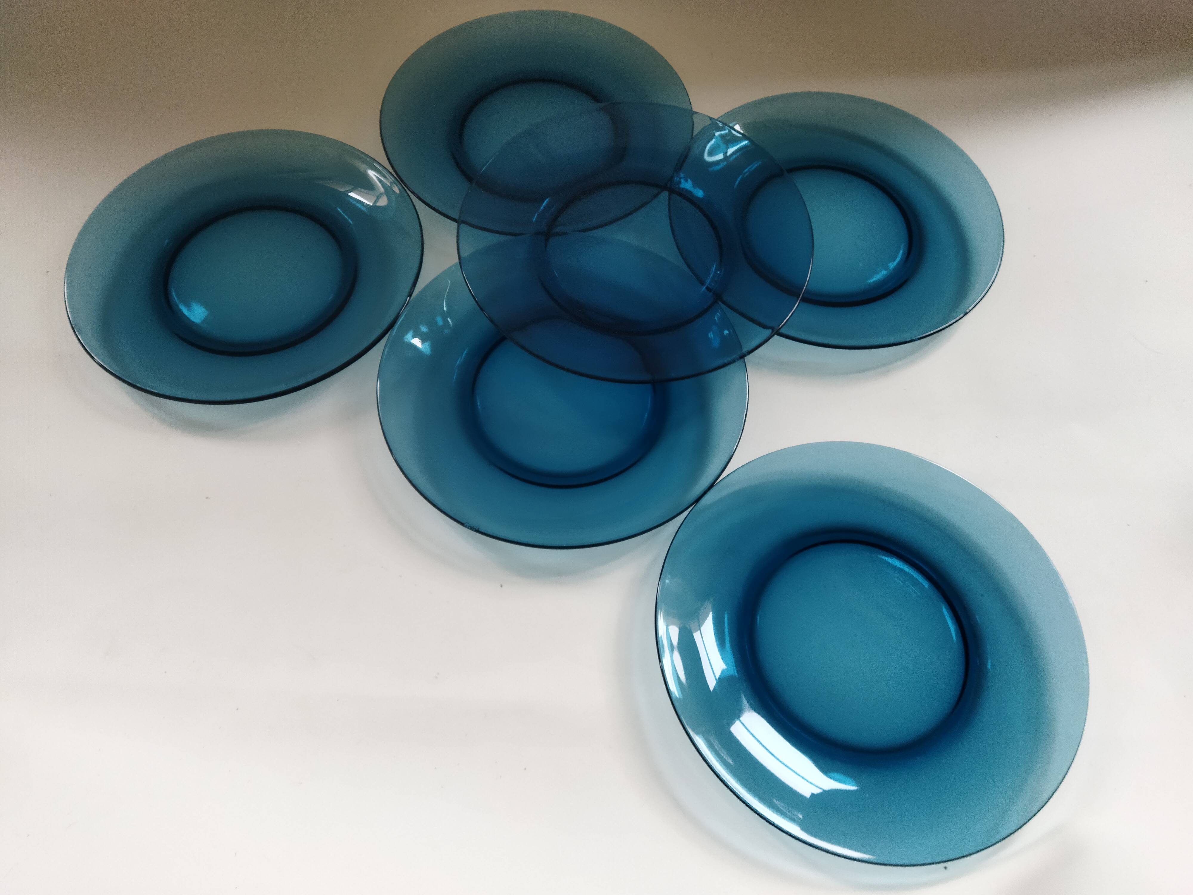 6 Vereco dinner plates