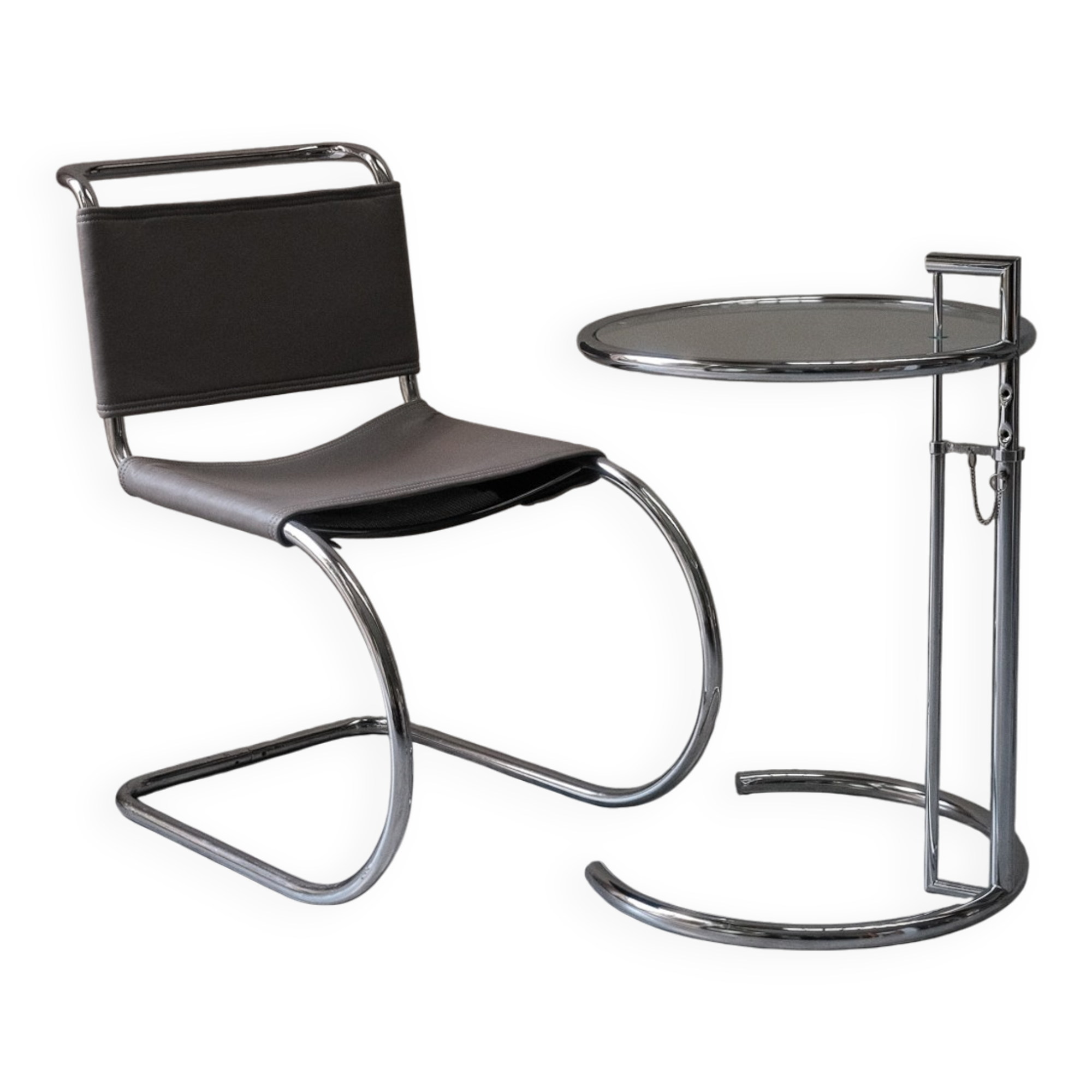 Fauteuil et table d'appoint (dans le style de Ludwig Mies van der Rohe et Eileen Gray)